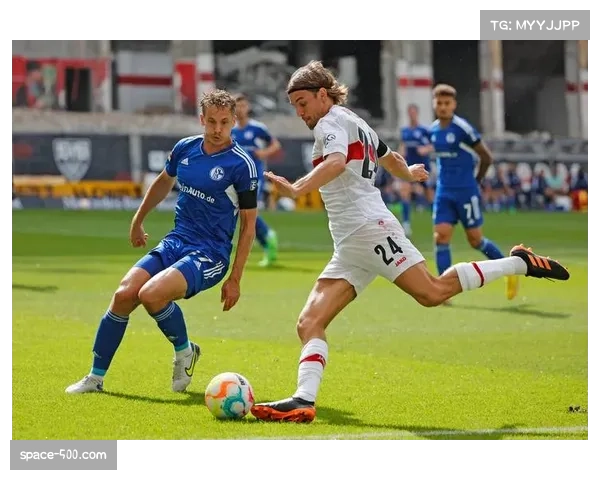 门兴塔巴科维奇失点后振臂怒吼，五分钟内将功补过破门得分