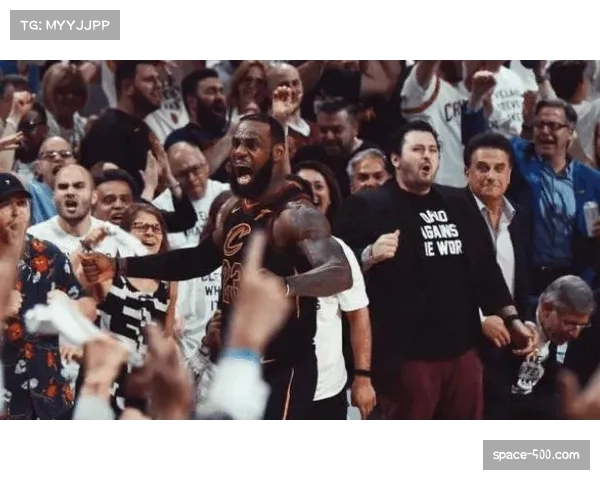 阿森纳球迷客场看报纸，调侃比赛“无聊”引热议